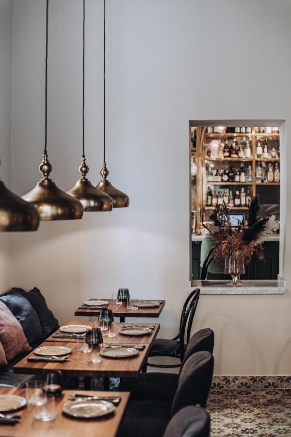 Ocho Suites & Kitchen Palma de Mallorca Bagian luar foto