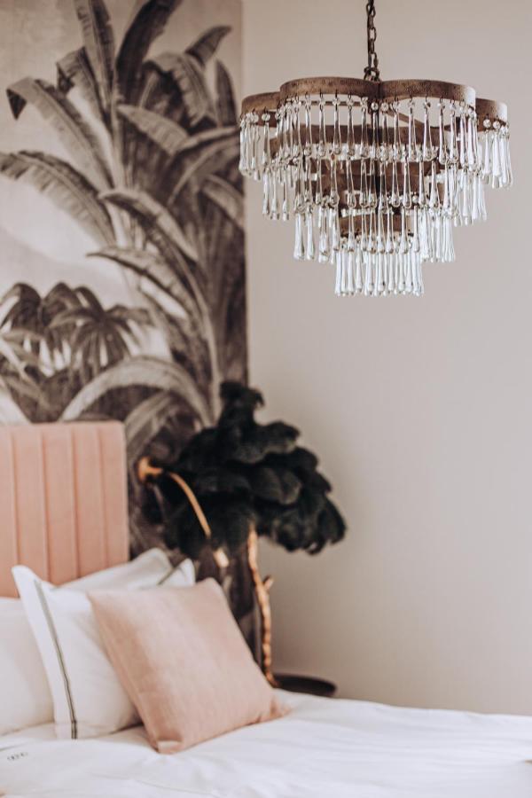 Ocho Suites & Kitchen Palma de Mallorca Bagian luar foto