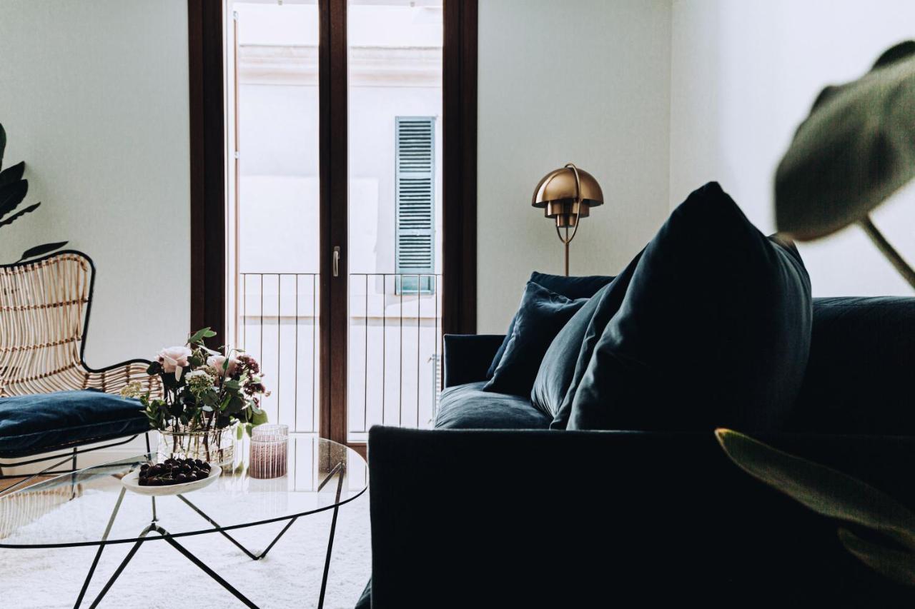 Ocho Suites & Kitchen Palma de Mallorca Bagian luar foto